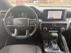 Used 2025  Toyota Tacoma 4WD SR5 Double Cab 5ft Bed AT at Naples Auto Sales near Vernal&comma; UT