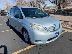Used 2016  Toyota Sienna 4d Wagon LE 7-Pass Mobility at Naples Auto Sales near Vernal&comma; UT