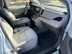 Used 2016  Toyota Sienna 4d Wagon LE 7-Pass Mobility at Naples Auto Sales near Vernal&comma; UT