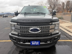 Used 2019  Ford Super Duty F-250 4WD Crew Cab Platinum at Naples Auto Sales near Vernal&comma; UT