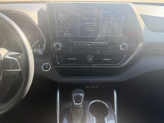 Used 2020  Toyota Highlander 4d SUV AWD Limited at Naples Auto Sales near Vernal&comma; UT