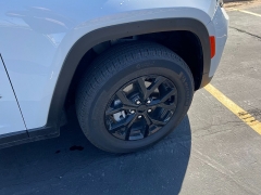 Used 2024  Jeep Grand Cherokee Altitude X 4x4 at Naples Auto Sales near Vernal, UT