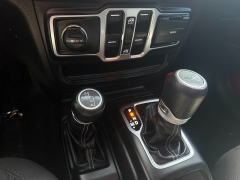 Used 2019  Jeep Wrangler Unlimited 4d SUV 4WD Sahara at Naples Auto Sales near Vernal&comma; UT