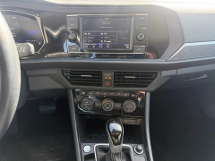 Used 2024  Volkswagen Jetta SE Auto at Naples Auto Sales near Vernal&comma; UT