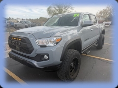  2021 Toyota Tacoma 4WD SR5 Double Cab 5ft Bed V6 AT at Naples Auto Sales near Vernal&comma; UT