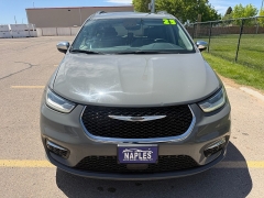 Used 2023  Chrysler Pacifica Limited FWD at Naples Auto Sales near Vernal&comma; UT