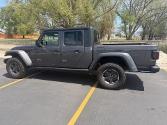 Used 2021  Jeep Gladiator Rubicon 4x4 at Naples Auto Sales near Vernal&comma; UT