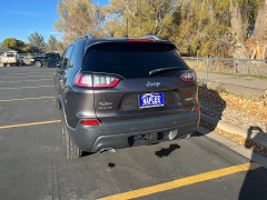 Used 2019  Jeep Cherokee 4d SUV 4WD Latitude Plus 3.2L at Naples Auto Sales near Vernal, UT
