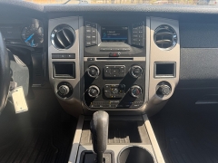 Used 2017  Ford Expedition 4d SUV 4WD XLT at Naples Auto Sales near Vernal&comma; UT