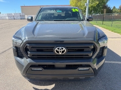 Used 2024  Toyota Tacoma 4WD SR5 Double Cab 5ft Bed AT at Naples Auto Sales near Vernal&comma; UT