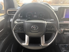 Used 2025  Toyota Tacoma 4WD TRD Off Road Double Cab 5ft Bed AT at Naples Auto Sales near Vernal&comma; UT