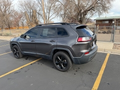 Used 2020  Jeep Cherokee 4d SUV 4WD Latitude Plus Altitude 2&period;4L at Naples Auto Sales near Vernal&comma; UT