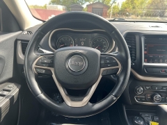 Used 2014 Jeep Cherokee 4d SUV 4WD Latitude V6 at Naples Auto Sales near Vernal, UT