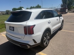 Used 2023  Kia Sorento Hybrid EX AWD at Naples Auto Sales near Vernal&comma; UT