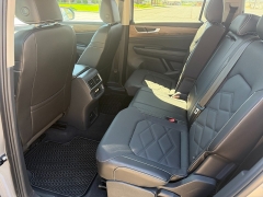 Used 2024  Volkswagen Atlas 2&period;0T SE 4MOTION at Naples Auto Sales near Vernal&comma; UT