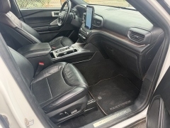Used 2020  Ford Explorer 4d SUV 4WD Platinum 3&period;0L EcoBoost at Naples Auto Sales near Vernal&comma; UT