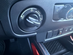 Used 2025  Nissan Frontier Crew Cab 4x4 Long Bed PRO-4X at Naples Auto Sales near Vernal&comma; UT