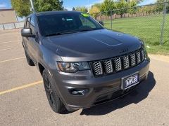 Used 2020  Jeep Grand Cherokee 4d SUV 4WD Laredo Altitude at Naples Auto Sales near Vernal&comma; UT