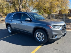 Used 2020  Chevrolet Traverse 4d SUV AWD LT Cloth w/1LT at Naples Auto Sales near Vernal, UT