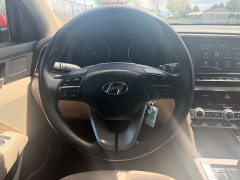 Used 2020  Hyundai Elantra 4d Sedan SEL at Naples Auto Sales near Vernal&comma; UT