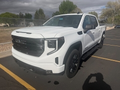 Used 2022  GMC Sierra 1500 4WD Crew Cab 157" Elevation at Naples Auto Sales near Vernal&comma; UT