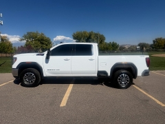 Used 2022  GMC Sierra 2500HD 4WD Crew Cab 159" SLE Dsl at Naples Auto Sales near Vernal&comma; UT