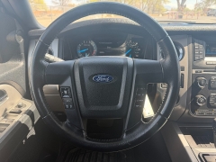 Used 2017  Ford Expedition 4d SUV 4WD XLT at Naples Auto Sales near Vernal&comma; UT