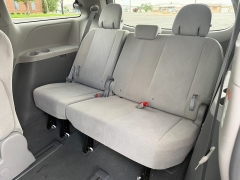 Used 2019  Toyota Sienna 4d Wagon FWD L 7-Passenger at Naples Auto Sales near Vernal&comma; UT