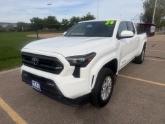 Used 2024  Toyota Tacoma 4WD SR5 Double Cab 6ft Bed AT at Naples Auto Sales near Vernal&comma; UT