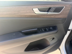 Used 2025  Volkswagen Atlas 2&period;0T SEL 4MOTION at Naples Auto Sales near Vernal&comma; UT