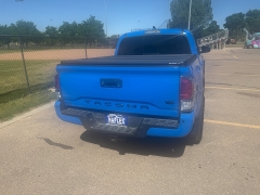 Used 2020  Toyota Tacoma 4WD Double Cab TRD Off-Road Auto at Naples Auto Sales near Vernal&comma; UT