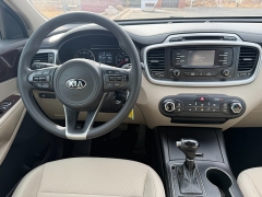 Used 2017  Kia Sorento 4d SUV FWD L at Naples Auto Sales near Vernal&comma; UT