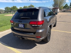 Used 2020  Jeep Grand Cherokee 4d SUV 4WD Laredo Altitude at Naples Auto Sales near Vernal&comma; UT