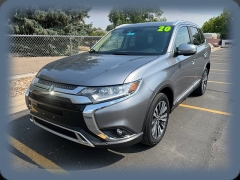 Used 2020 Mitsubishi Outlander 4d SUV AWC SE at Naples Auto Sales near Vernal, UT