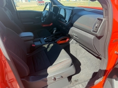 Used 2025  Nissan Frontier Crew Cab 4x4 Long Bed PRO-4X at Naples Auto Sales near Vernal&comma; UT