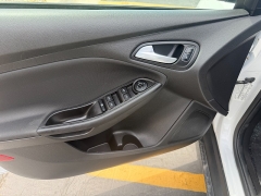 Used 2017  Ford Focus 4d Sedan SE at Naples Auto Sales near Vernal&comma; UT