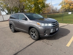 Used 2018  Toyota Highlander 4d SUV AWD LE at Naples Auto Sales near Vernal&comma; UT