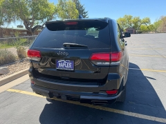 Used 2018  Jeep Grand Cherokee 4d SUV 4WD Overland V6 High Altitude at Naples Auto Sales near Vernal&comma; UT