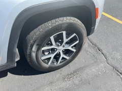Used 2024 Jeep Grand Cherokee L Limited 4x4 at Naples Auto Sales near Vernal, UT