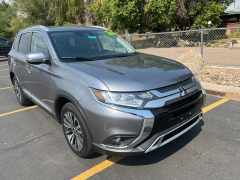 Used 2020 Mitsubishi Outlander 4d SUV AWC SE at Naples Auto Sales near Vernal, UT