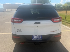 Used 2016  Jeep Cherokee 4d SUV 4WD Trailhawk V6 at Naples Auto Sales near Vernal&comma; UT