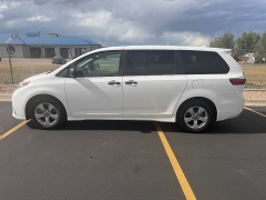 Used 2019  Toyota Sienna 4d Wagon FWD L 7-Passenger at Naples Auto Sales near Vernal&comma; UT