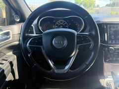 Used 2020  Jeep Grand Cherokee 4d SUV 4WD Laredo Altitude at Naples Auto Sales near Vernal&comma; UT