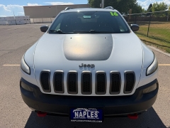 Used 2016  Jeep Cherokee 4d SUV 4WD Trailhawk V6 at Naples Auto Sales near Vernal&comma; UT