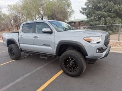Used 2021  Toyota Tacoma 4WD SR5 Double Cab 5ft Bed V6 AT at Naples Auto Sales near Vernal&comma; UT