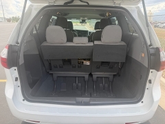 Used 2019  Toyota Sienna 4d Wagon FWD L 7-Passenger at Naples Auto Sales near Vernal&comma; UT