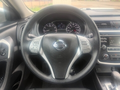 Used 2016  Nissan Altima 4d Sedan 2&period;5L at Naples Auto Sales near Vernal&comma; UT
