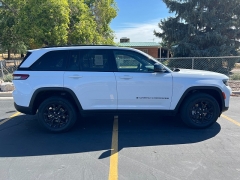Used 2024  Jeep Grand Cherokee Altitude X 4x4 at Naples Auto Sales near Vernal, UT