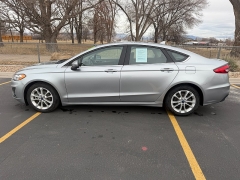 Used 2020  Ford Fusion Hybrid 4d Sedan FWD SE at Naples Auto Sales near Vernal&comma; UT
