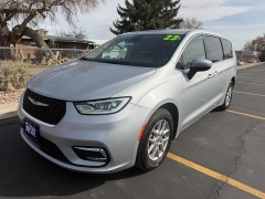 Used 2023  Chrysler Pacifica Touring L FWD at Naples Auto Sales near Vernal&comma; UT